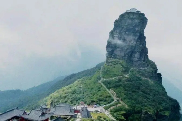 不允许65岁游客爬梵净山吗 不允许65岁游客爬梵净山吗